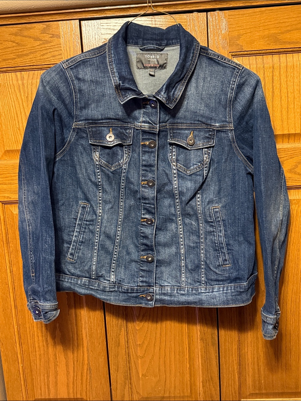torrid Indigo Blue Denim Jacket with Button Front-Size 1 (14-16)